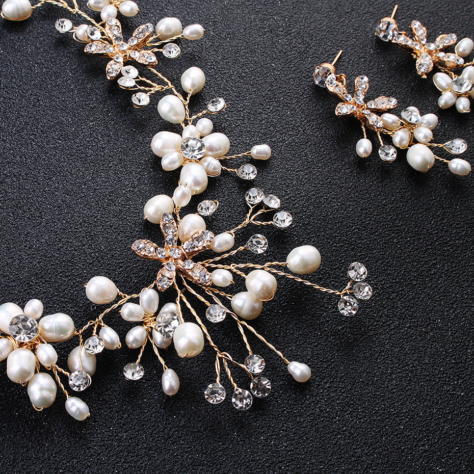 Pearl necklace and earring set Maisonore