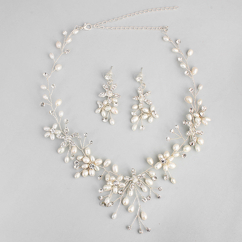 Pearl necklace and earring set Maisonore