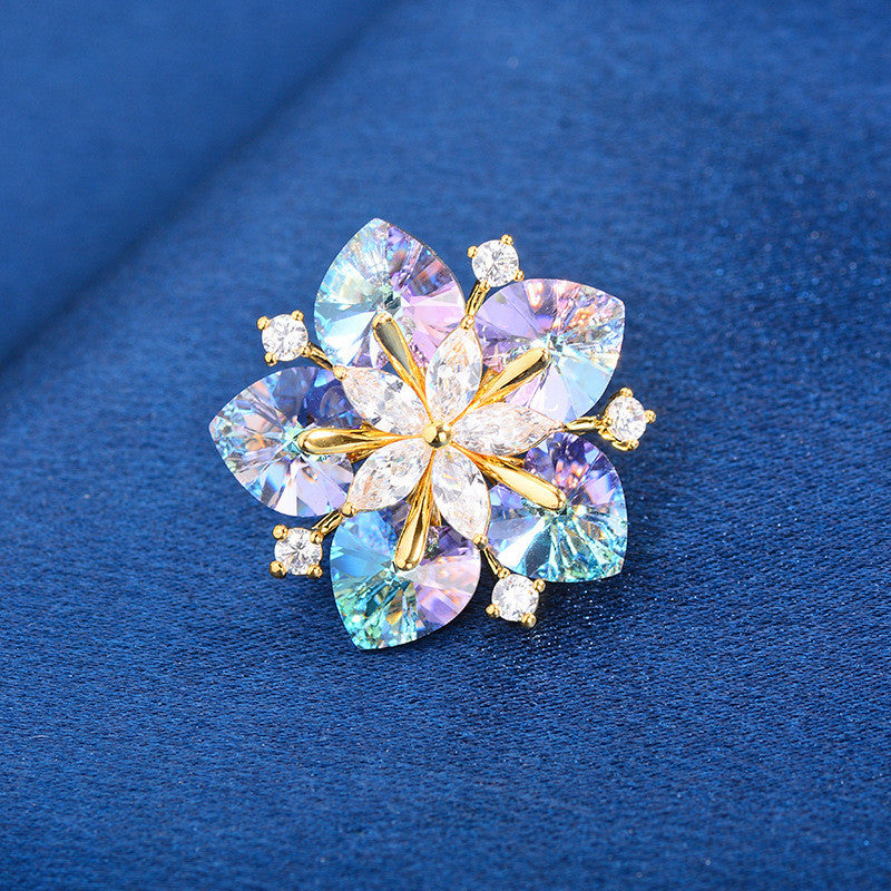 Light Luxury High-grade Super Shiny Snowflake Personality Corsage Suit Jacket Elegant Pin Maisonore