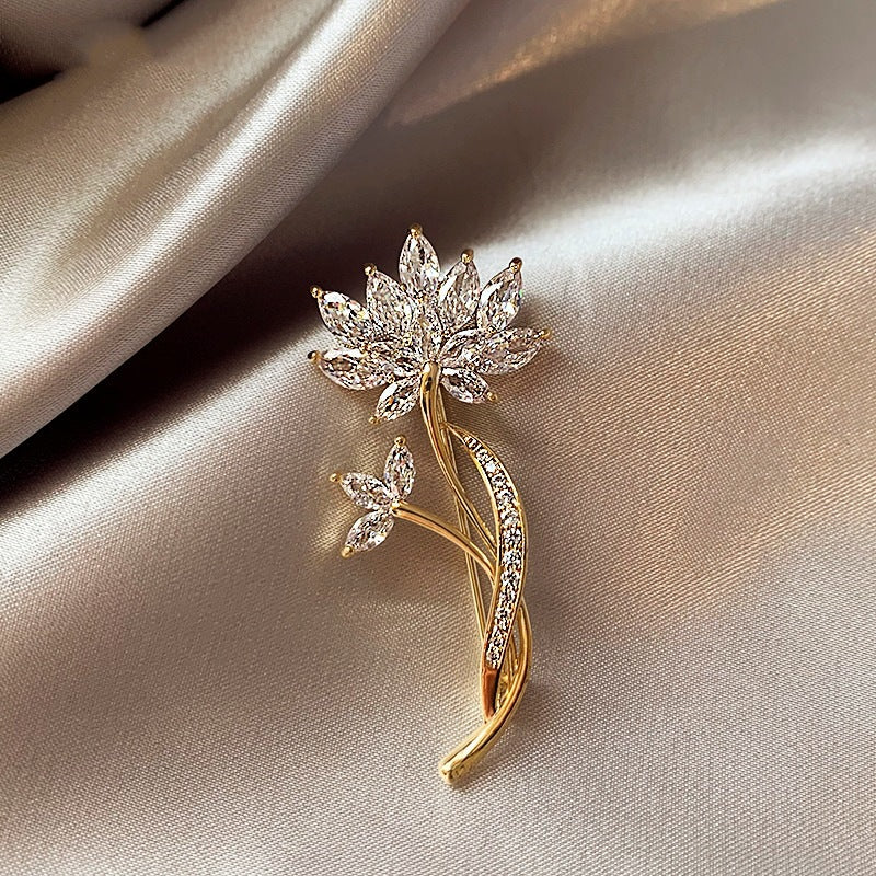 New Alloy Brooch High Sense Niche High-end Pin Coat Suit High-end All-match Corsage Maisonore