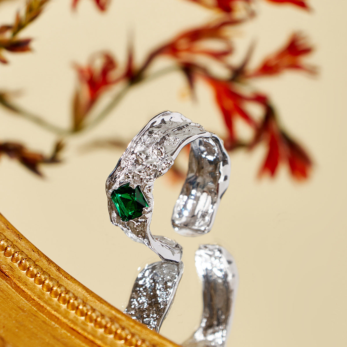 Irregular Zircon Ring Fashion Retro Ladies Maisonore