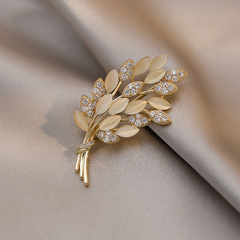 New Alloy Brooch High Sense Niche High-end Pin Coat Suit High-end All-match Corsage Maisonore