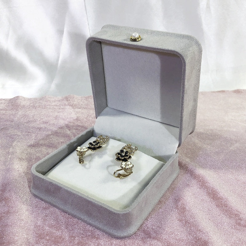 Fashion Flannel Waist-tight Jewelry Box Pearl Buckle Maisonore
