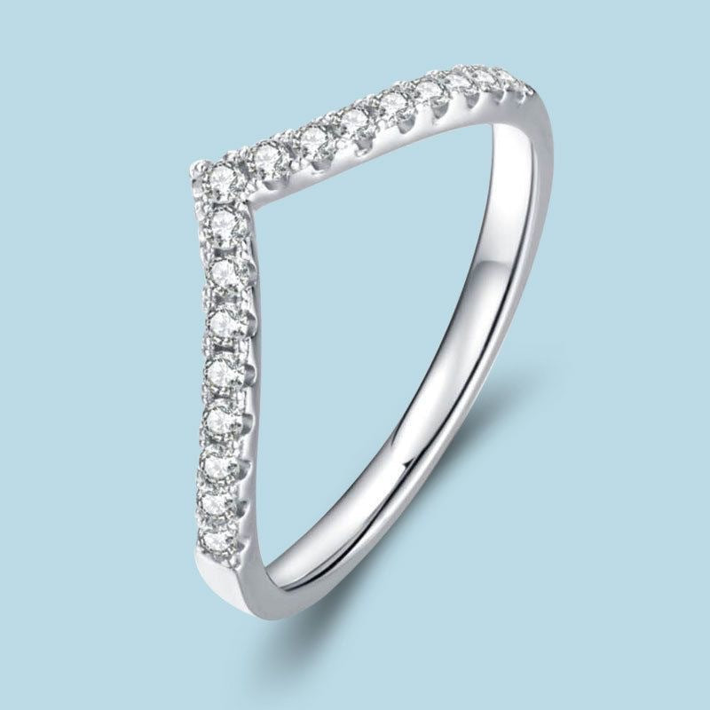 V-shaped Diamond Ring For Women, Stackable With Crown Electroplating Maisonore